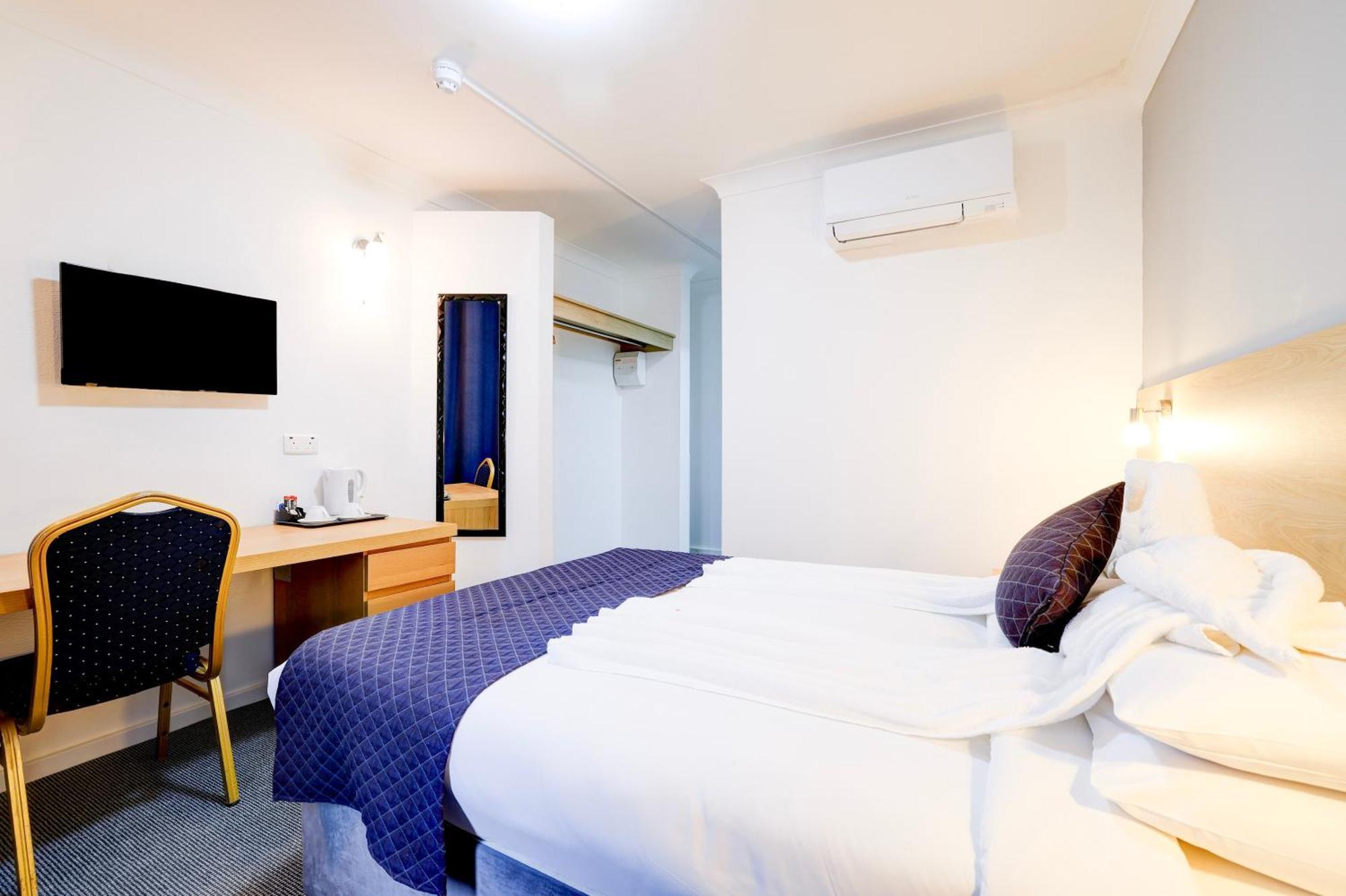 โอโย เดอะ ชิลเทิร์น โฮเต็ล Hotel ลูตัน ภายนอก รูปภาพ