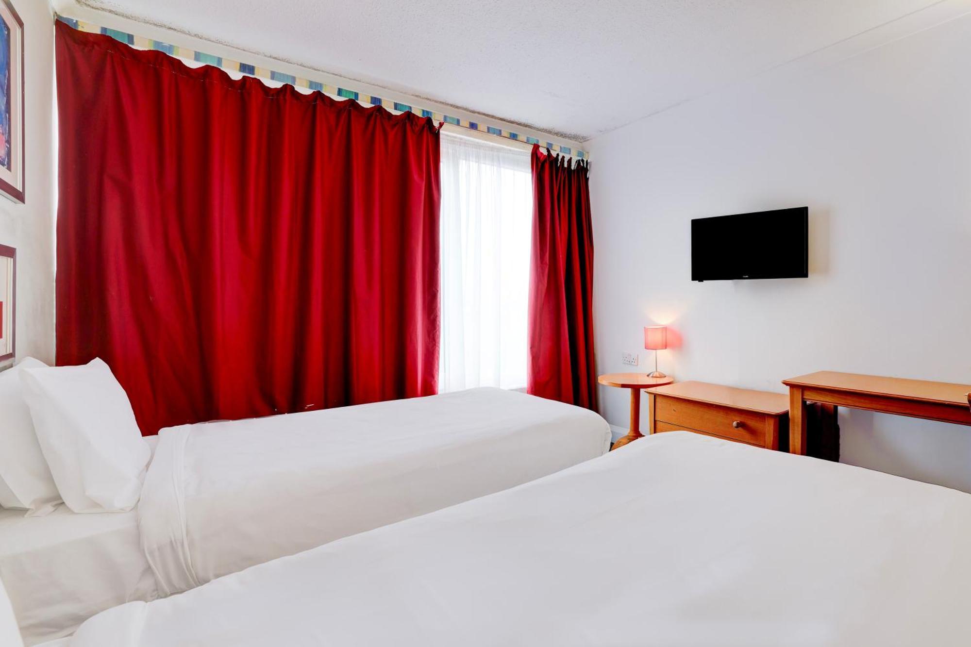 โอโย เดอะ ชิลเทิร์น โฮเต็ล Hotel ลูตัน ภายนอก รูปภาพ