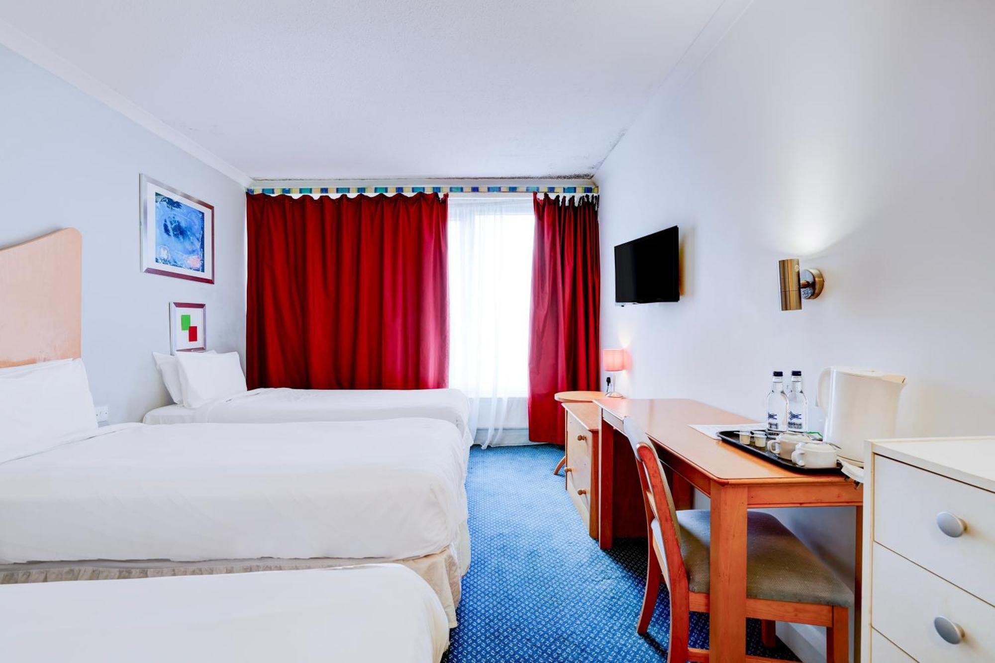 โอโย เดอะ ชิลเทิร์น โฮเต็ล Hotel ลูตัน ภายนอก รูปภาพ