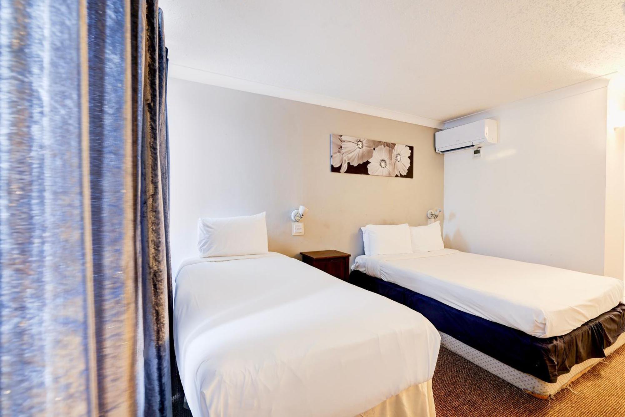 โอโย เดอะ ชิลเทิร์น โฮเต็ล Hotel ลูตัน ภายนอก รูปภาพ