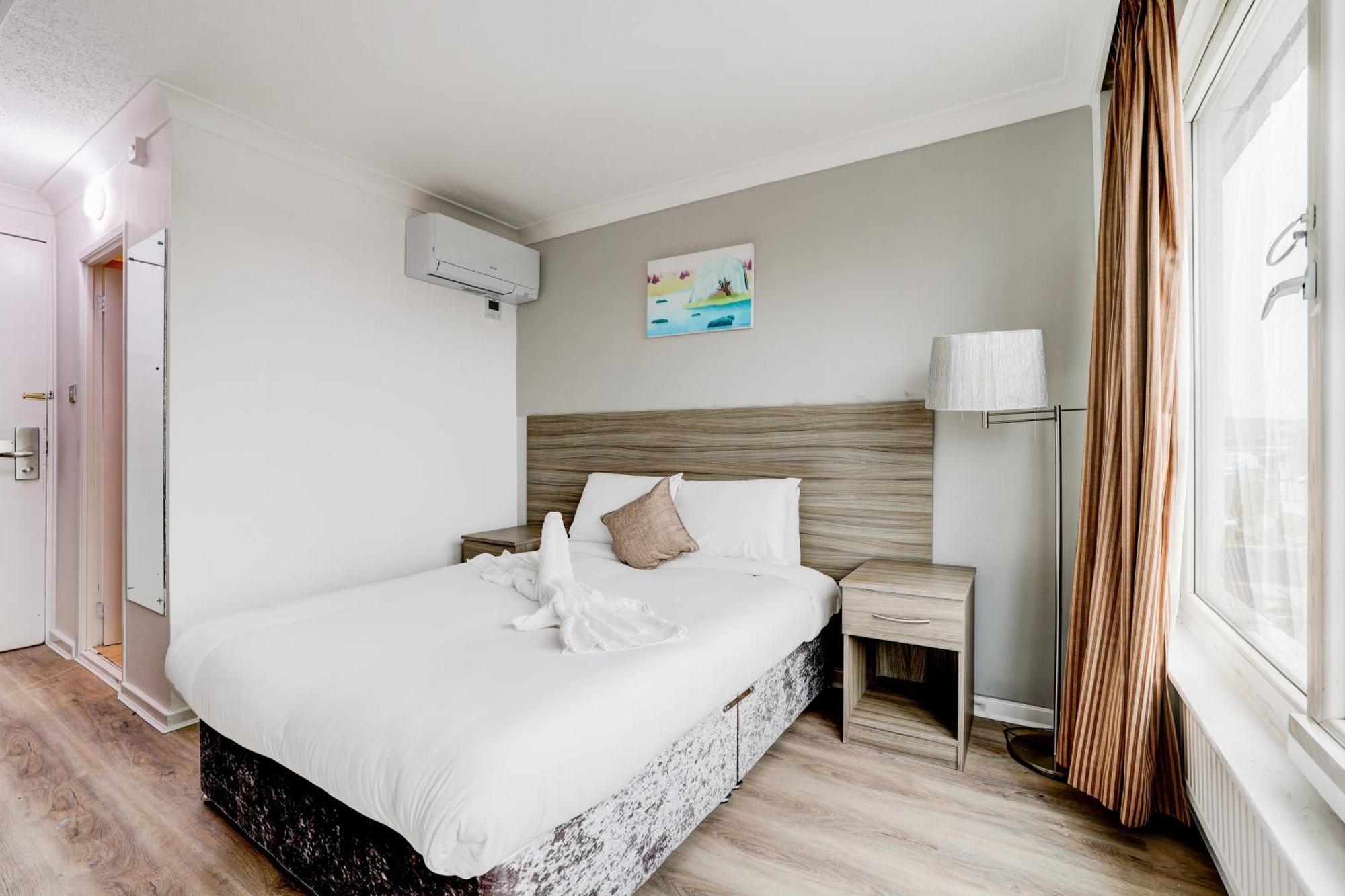 โอโย เดอะ ชิลเทิร์น โฮเต็ล Hotel ลูตัน ภายนอก รูปภาพ